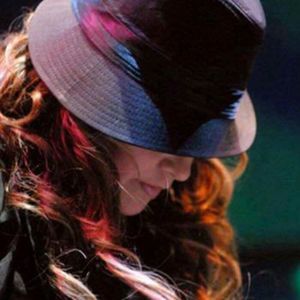 Meet your Posher, Antonia